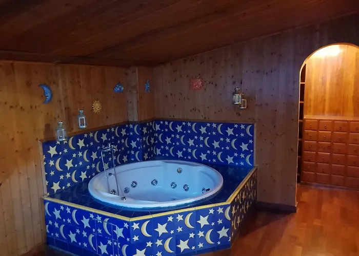 Atico En Triana Con Terraza 36M2 Y Jacuzzi