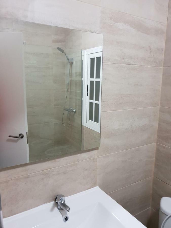 Appartement Atico En Triana Con Terraza 36m2 Y Jacuzzi