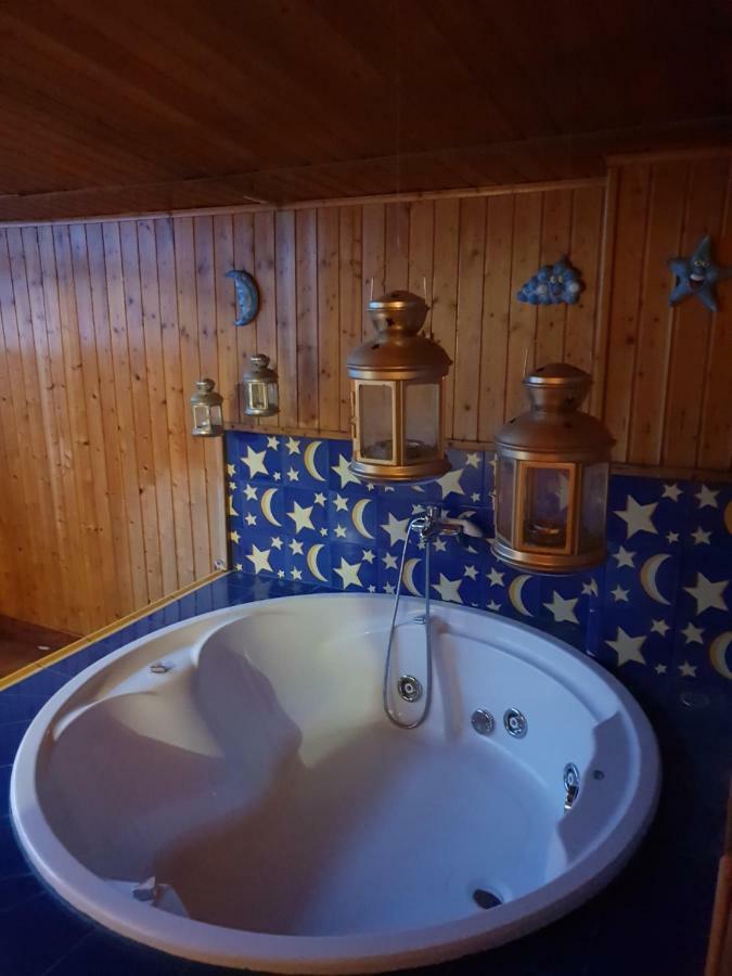 Appartement Atico En Triana Con Terraza 36m2 Y Jacuzzi *