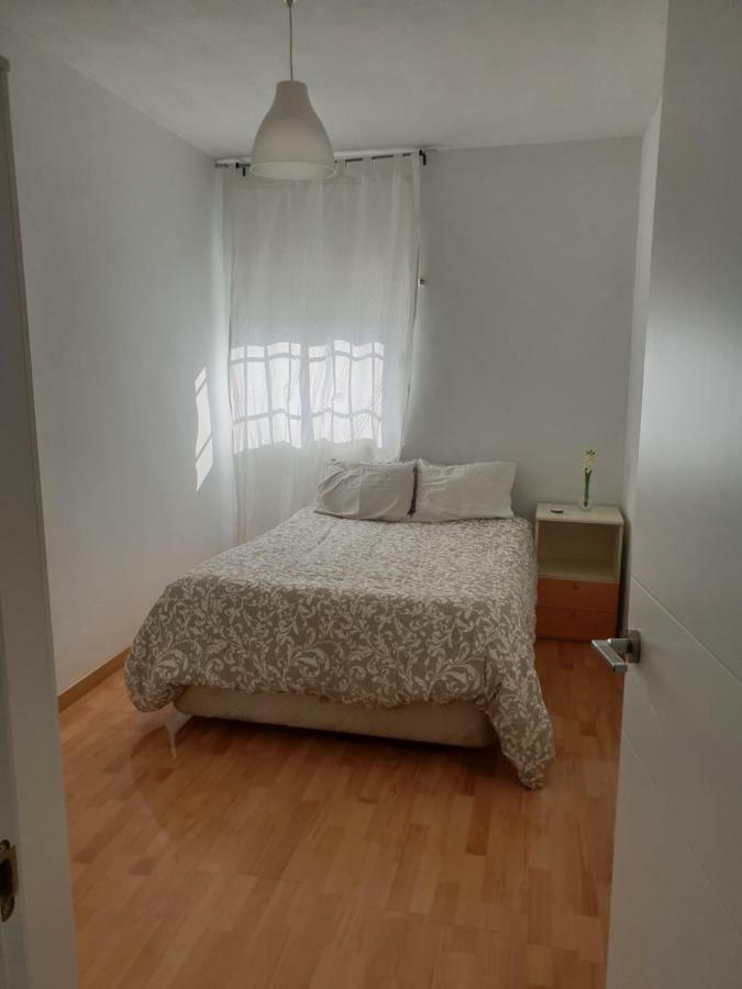 Atico En Triana Con Terraza 36m2 Y Jacuzzi Appartement